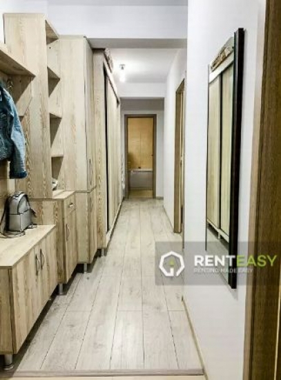 Apartament cu 3 camere de inchiriat in bloc nou in zona Centru - zona Palas